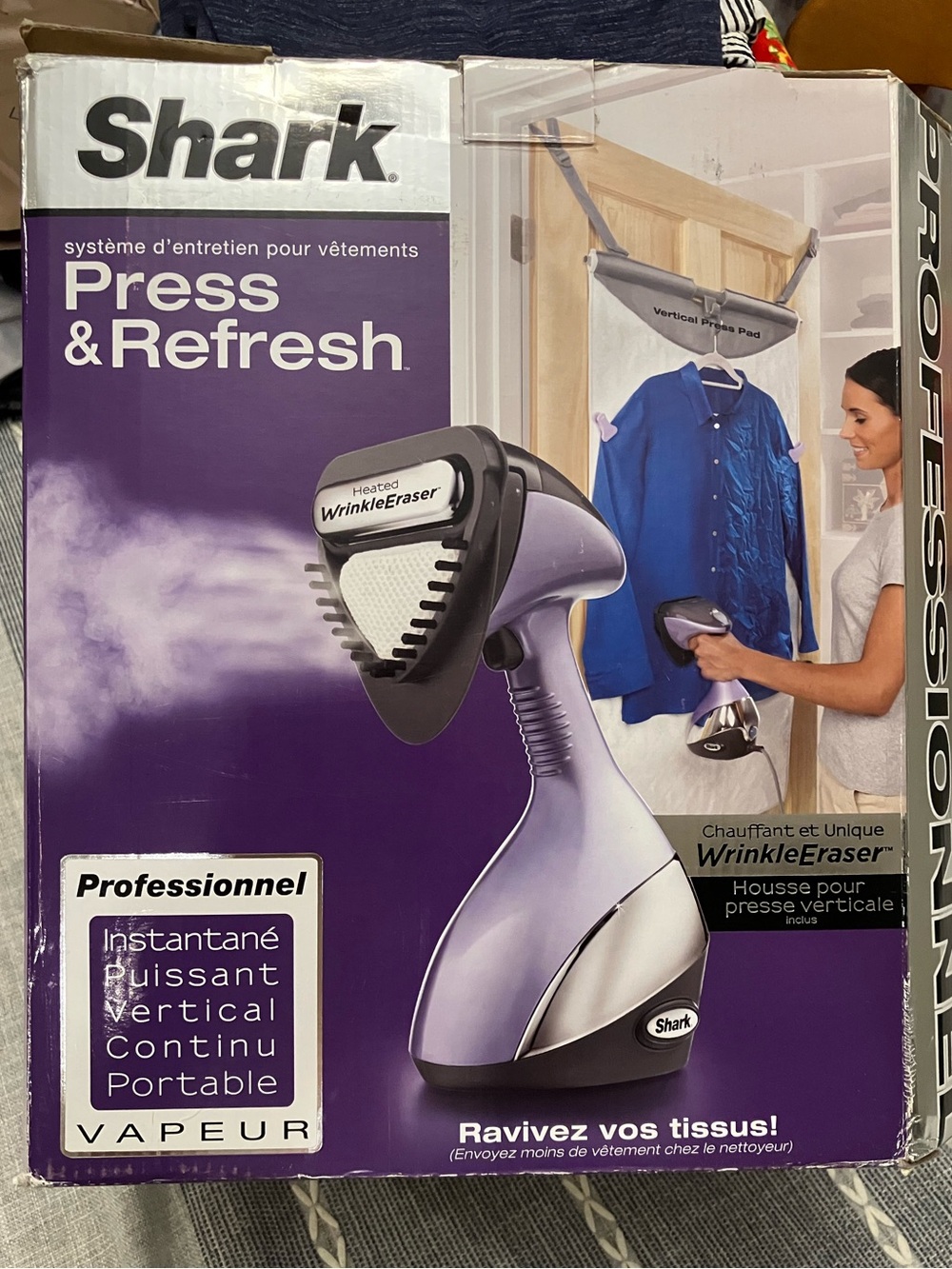 Shark Press & Refresh Garment Steamer, purple